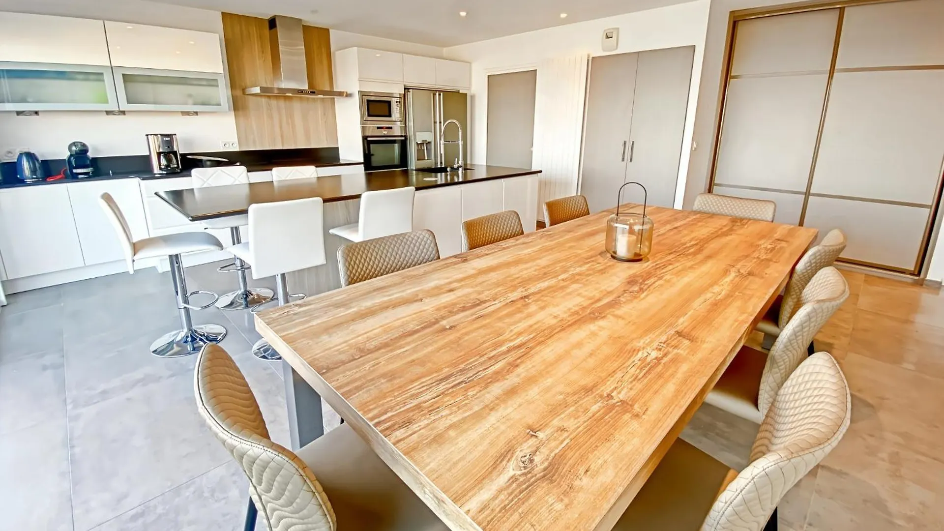 Appartement Duplex 6-8 Pers Avec Terrasse, Jacuzzi Et Garage A Port-Louis - Fr-1-349-230 0*,  Franciaország